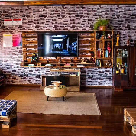 Brazilian Cult Hostel Curitiba Dış mekan fotoğraf
